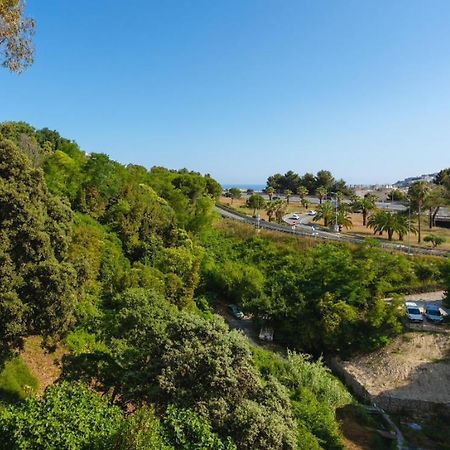 Villa Laetitia - Appt De Charme Avec Parking - Nice Nord 外观 照片