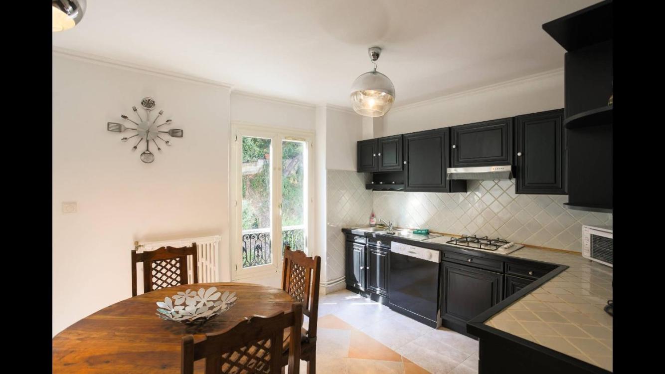 Villa Laetitia - Appt De Charme Avec Parking - Nice Nord 外观 照片