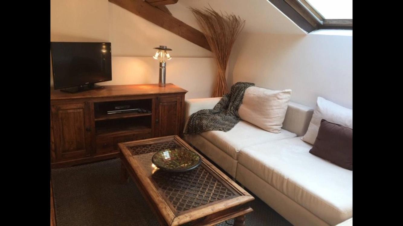 Villa Laetitia - Appt De Charme Avec Parking - Nice Nord 外观 照片